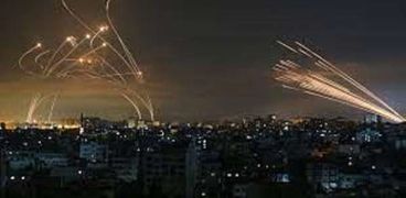 مشاهد من القصف على غزة