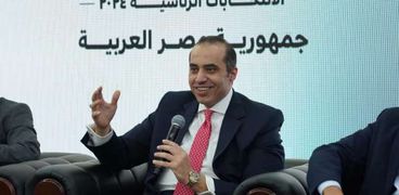 المستشار محمود فوزي رئيس حملة المرشح عبد الفتاح السيسيي