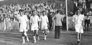 هل انسحبت الهند فعلًا من كأس العالم 1950 لأن الفيفا رفض لعبهم حفاة؟