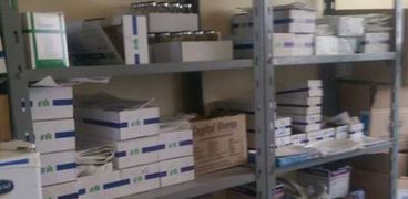 بالصور| تشميع صيدلية مستشفى خاصة في بني سويف لتداولها أدوية مخدرة بدون تصريح