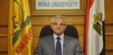 الدكتور جمال الدين أبو المجد، رئيس جامعة المنيا،
