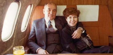 جورباتشوف وزوجته