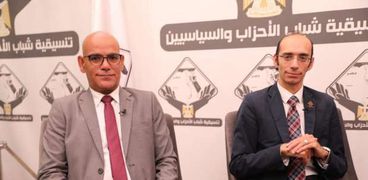النائب محمد عبد العزيز خلال صالون تنسيقية شباب الأحزاب والسياسيين