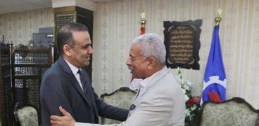 محافظ السويس يستقبل رئيس الاتحاد التونسي