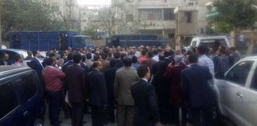 محاولات لحل أزمة المحامين والشرطة بمحكمة شبرا الخيمة