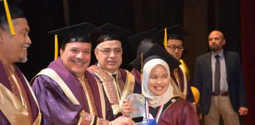  بمشاركة سفير ماليزيا.. " طب طنطا" تحتفل بتخريج طلاب البرنامج الماليزي
