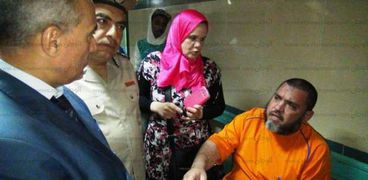 احتجاز 4 من الشباب بعد تسممهم داخل نزل الشباب في مستشفى الحميات بأسوان