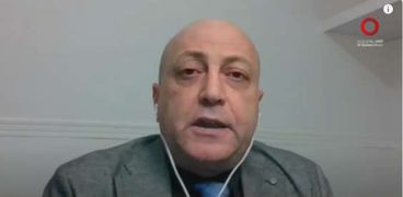 الكاتب الصحفي والمحلل السياسي محمد يوسف