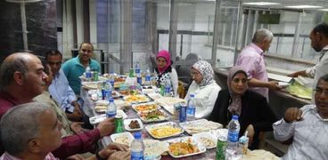 افطار جماعى للعاملين بمجلس مدينة الحامول