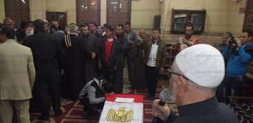 بالصور| الفيوم تشيع جنازة شهيدي الحادث الإرهابي على "كمين الهرم"
