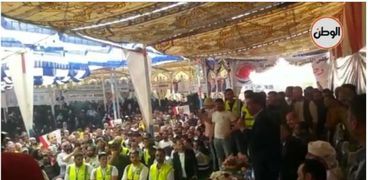 أهالي شمال سيناء ينظمون احتفالية بالتزامن مع مبادرة «كتف بكتف»