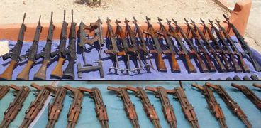 قوات حرس الحدود تضبط 240 قطعة سلاح و93 ألف قرص مخدر في شهر