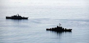 تدريبات بحرية إيرانية روسية صينية في المحيط الهندي وخليج عُمان