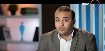 الكاتب الصحفي أحمد رجب، أحد شهود الإثبات في قضية إقتحام مكتب الإرشاد