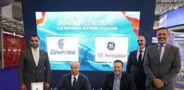 مصر للطيران توقع بروتوكول تعاون جديد لتحليل البيانات
