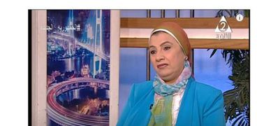 الدكتورة هويدا بدران استشاري الغدد الصماء جامعة القاهرة
