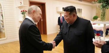 زعيم كوريا الشمالية مع الرئيس بوتين