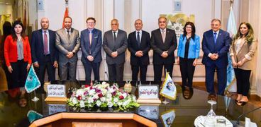 اتفاق بين العربية للتصنيع و«النقل البحري» لتنفيذ مشروعات بحثية