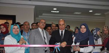 افتتاح معرض "المشغولات اليدوية" لطلاب جامعة كفر الشيخ