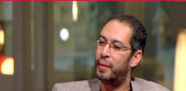 وائل حمدي مؤلف مسلسل «بابا جه»