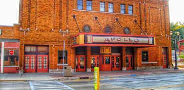 مسرح أبولو بولاية إلينوي الأمريكية