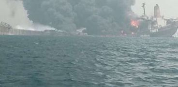 انفجار سفينة نفط فى نيجيريا
