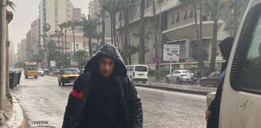 أمطار غزيرة تضرب الإسكندرية بنوة الفيضة الصغري