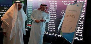 الأسهم السعودية تخسر نحو 3.4 مليارات دولار