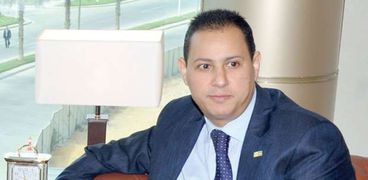 الدكتور محمد عمران رئيس البورصة