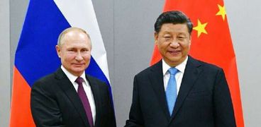 الرئيس الصيني يستقبل الرئيس الروسي في بكين