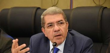 الدكتور عمرو الجارحي - وزير المالية
