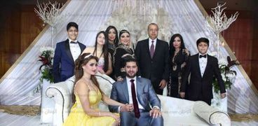 بالصور| حمادة هلال والليثي وسمير الإسكندراني يشعلون زفاف "محمد وندا"