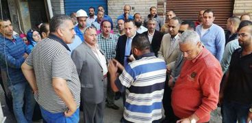 محافظ الإسكندرية: توفير مأوي مؤقت للسكان بمركز شباب أبو قير وأبو ثلاث