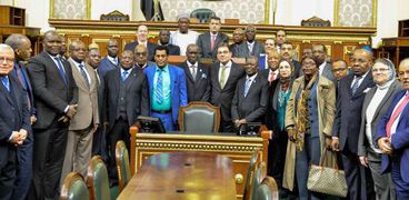 جانب من زيارة السفراء الأفارقة للمجلس
