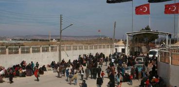 الحدود السورية التركية تشهد منذ 2011 تدفقا للفارين من المعارك بسوريا - أرشيفية