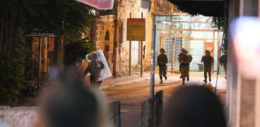 تجدد الاشتباكات بين الفلسطينيين والاحتلال