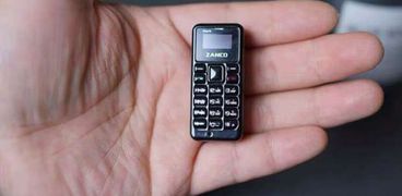 أصغر هاتف في مصر