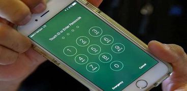 اتهامات للصين باختراق هواتف آيفون
