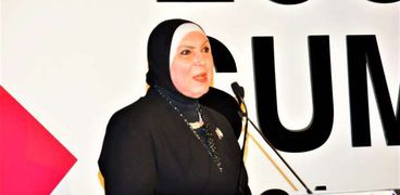 الدكتورة نيفين جامع - وزيرة التجارة والصناعة
