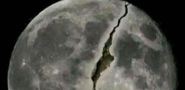 انشقاق القمر