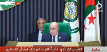 الرئيس الجزائري يتحدث أمام القمة العربية