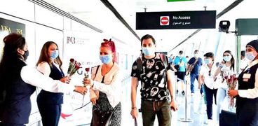 التزام بالإجراءات الاحترازية في المطارات المصرية المختلفة