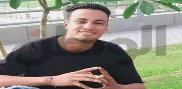 الشاب أحمد وائل - ضحية أصدقائه