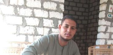 منتجات من الجريد يصنعها محمد