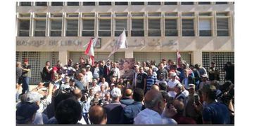 أحتجاجات العسكريون فى لبنان