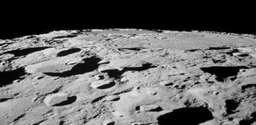 صورة منسوبة لسطح القمر