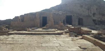 مدينة «أكوريس» الأثرية المهجورة