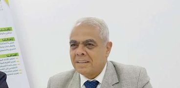 الدكتور حسن شحاتة