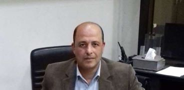 اللواء خالد محمد شحاتة رئيس حى «السلام أول»