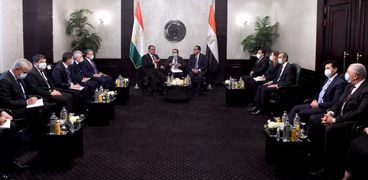 جلسة مباحثات بين رئيس طاجيكستان و«مدبولي» بحضور مسؤولي البلدين